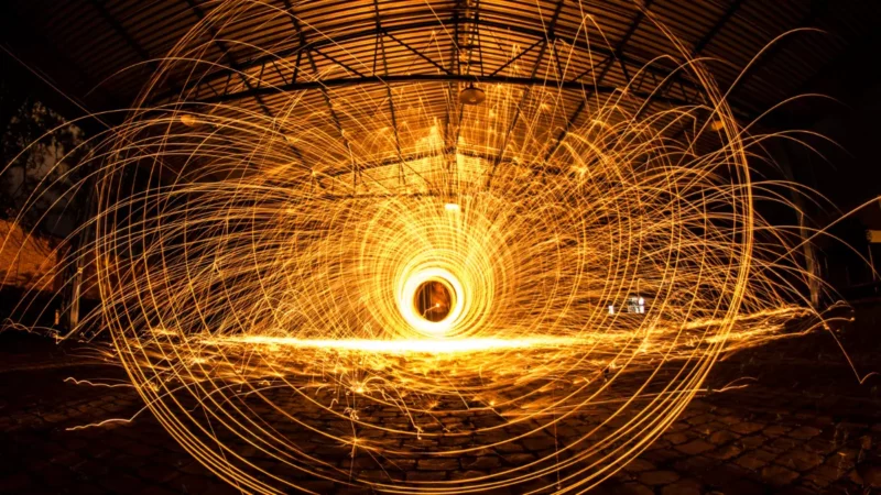 أحدث تطورات الحوسبة الكمومية في 2025 وتأثيرها على التقنية